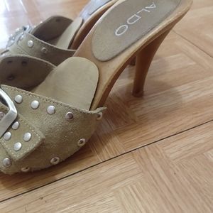 Cute little heel for summer